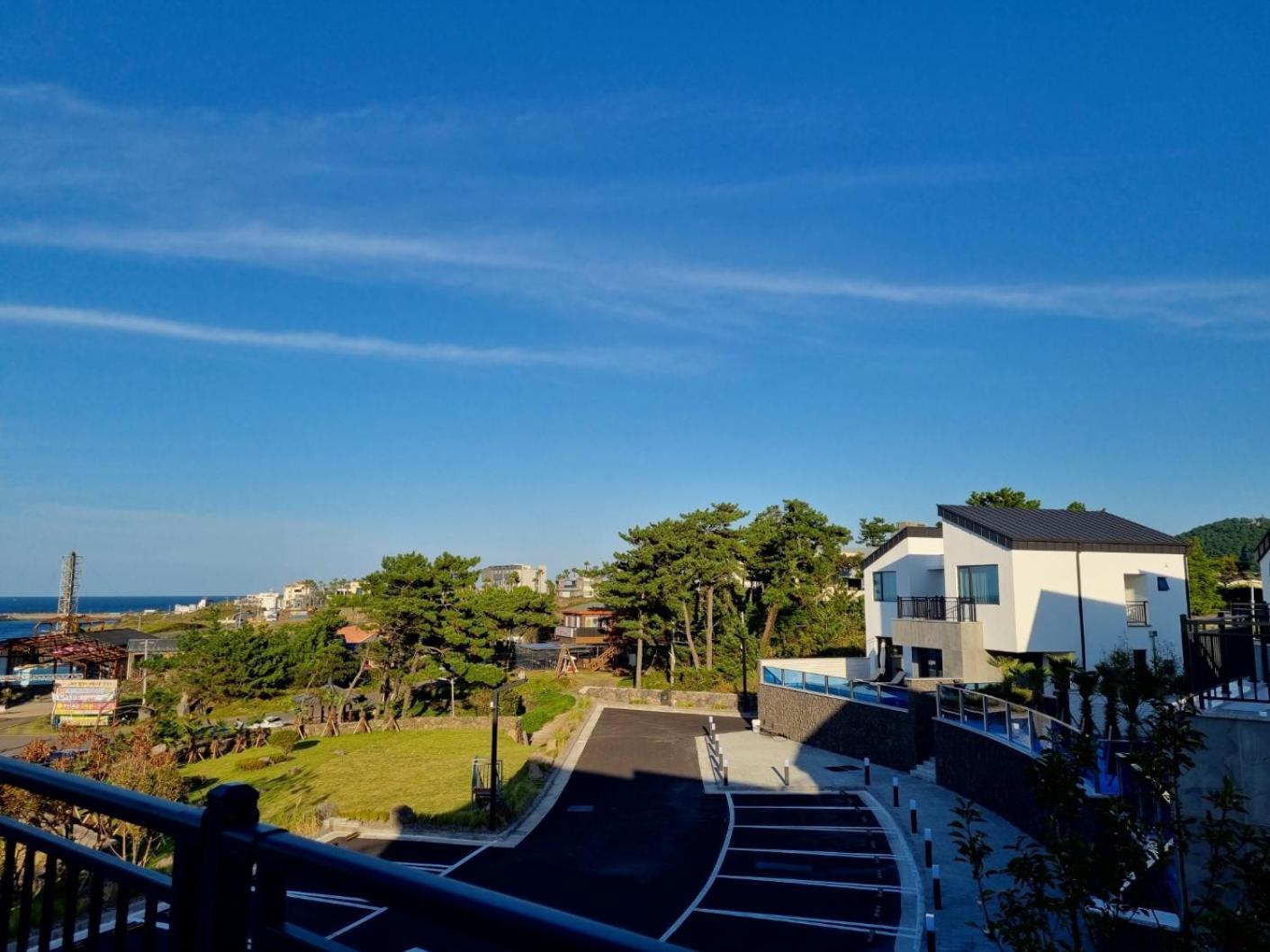 Ddosi Aewol Pool Villa Jeju by Eksteriør bilde