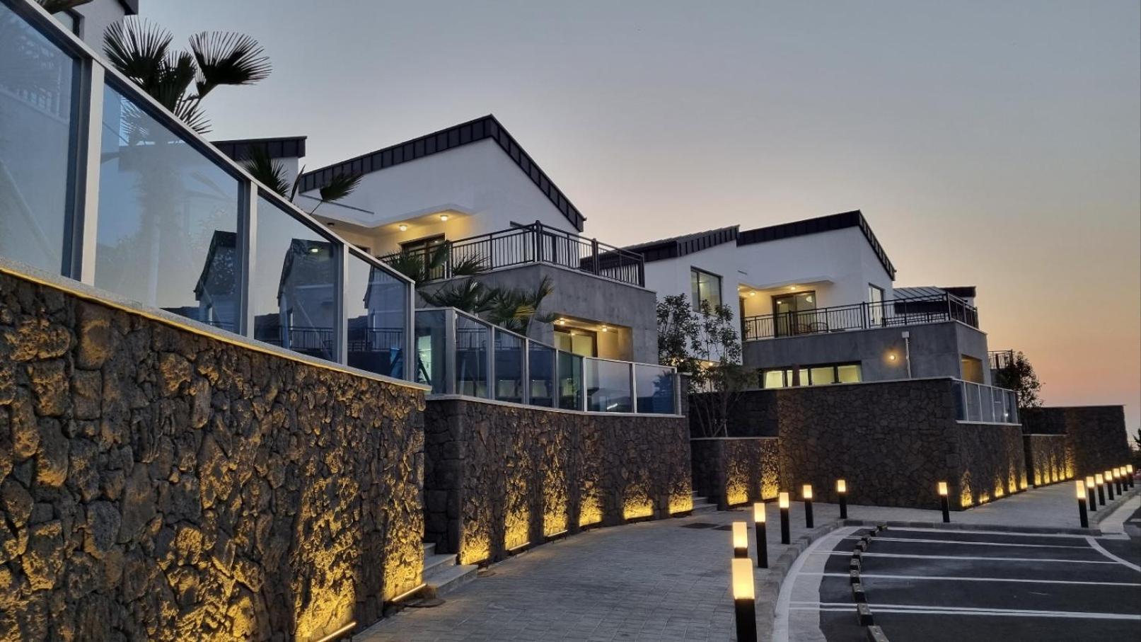 Ddosi Aewol Pool Villa Jeju by Eksteriør bilde