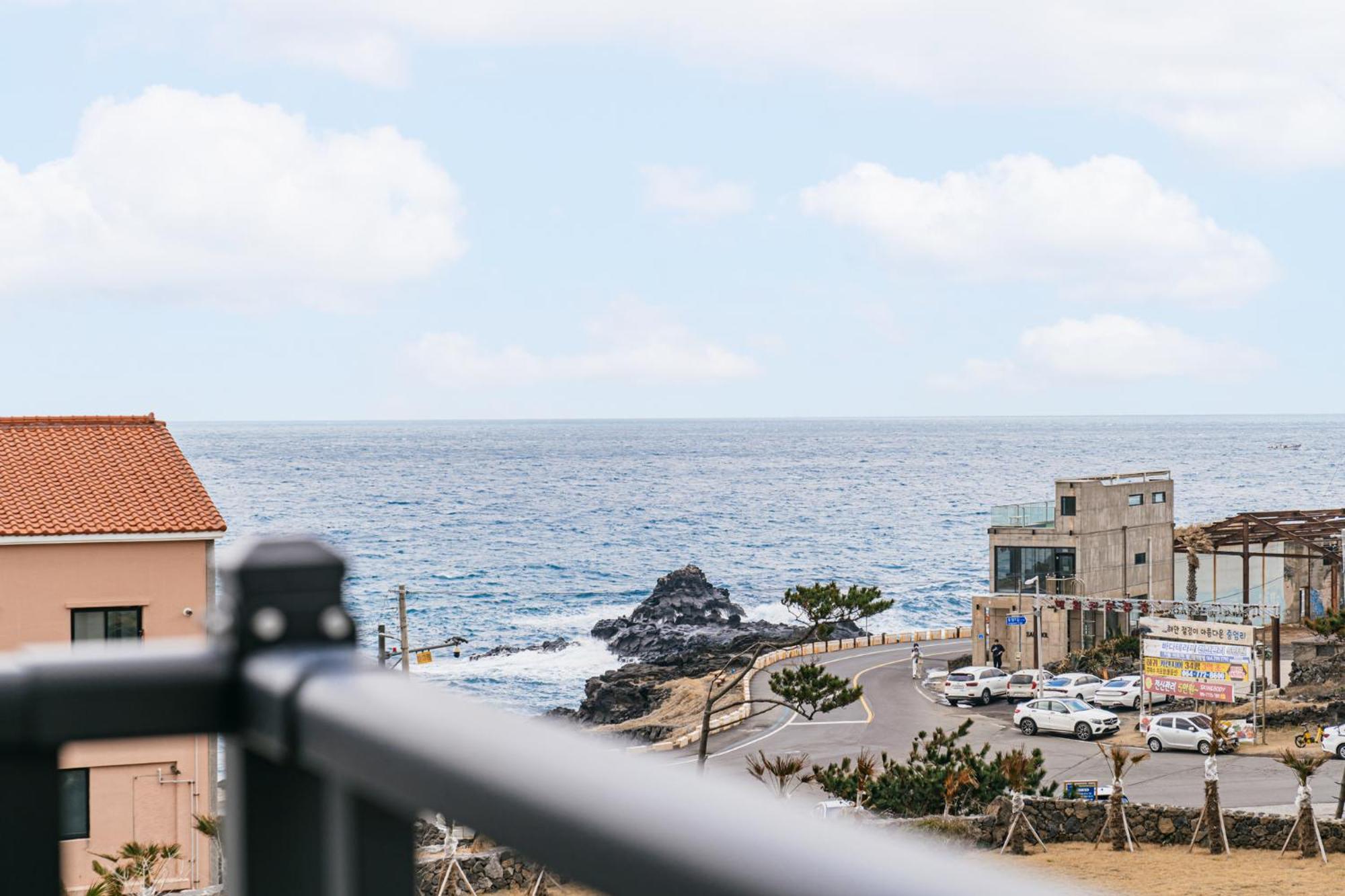 Ddosi Aewol Pool Villa Jeju by Eksteriør bilde