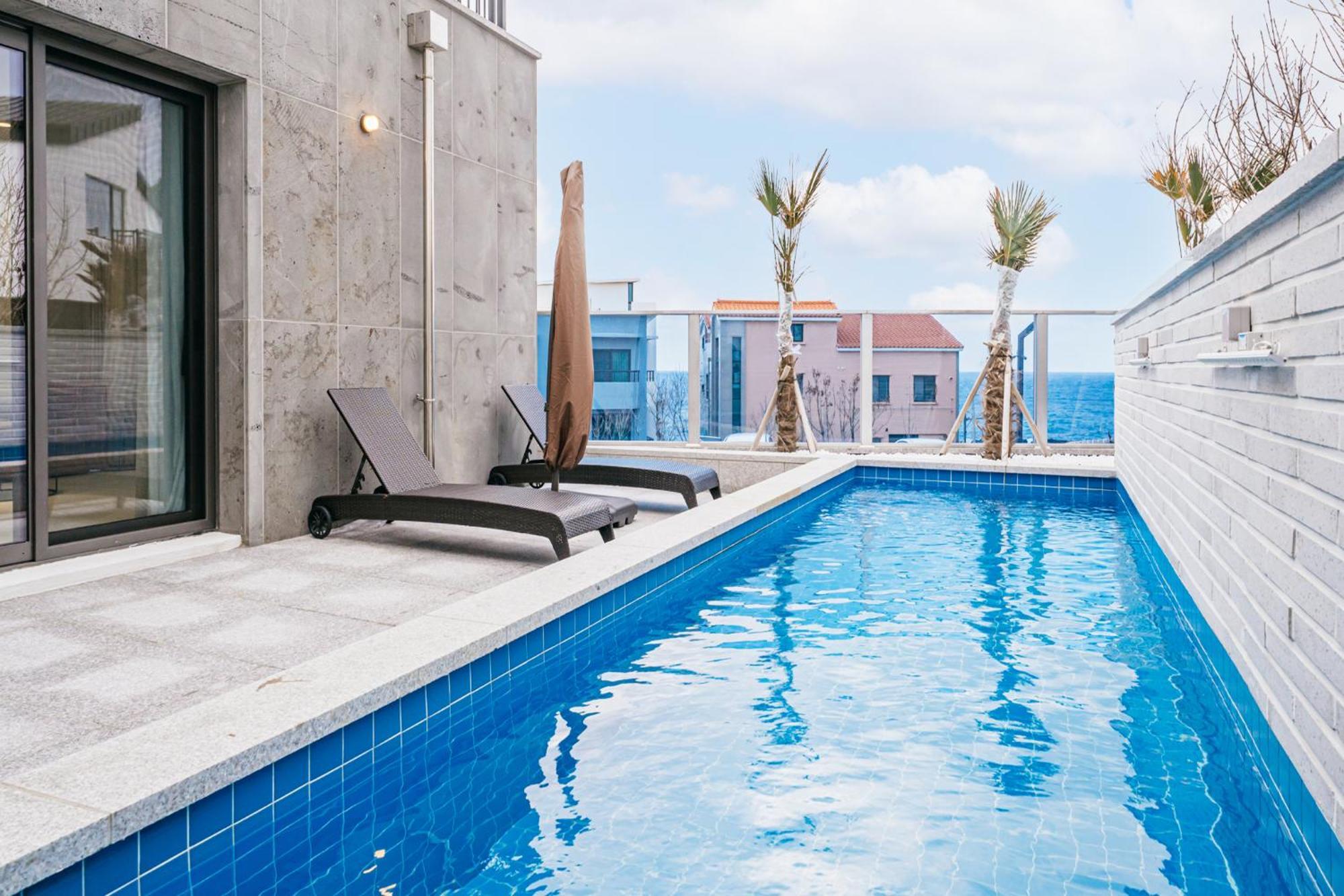 Ddosi Aewol Pool Villa Jeju by Eksteriør bilde