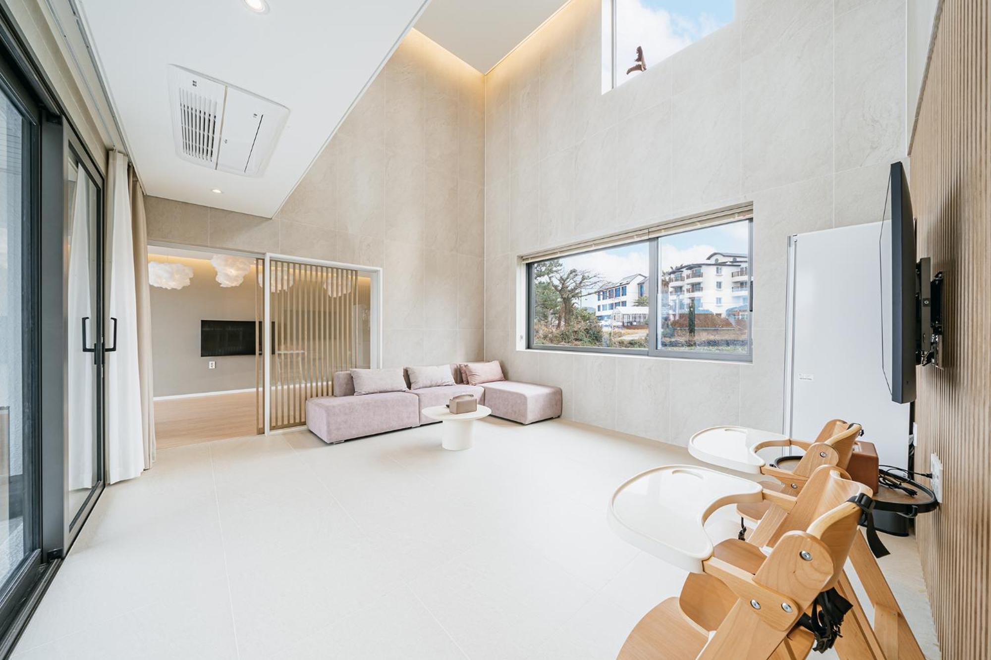 Ddosi Aewol Pool Villa Jeju by Eksteriør bilde